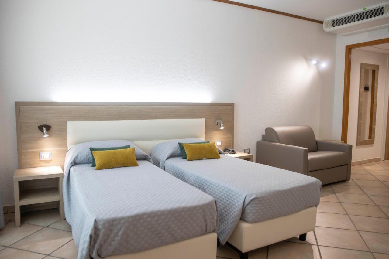 Pegasus Hotel Sassari Kültér fotó